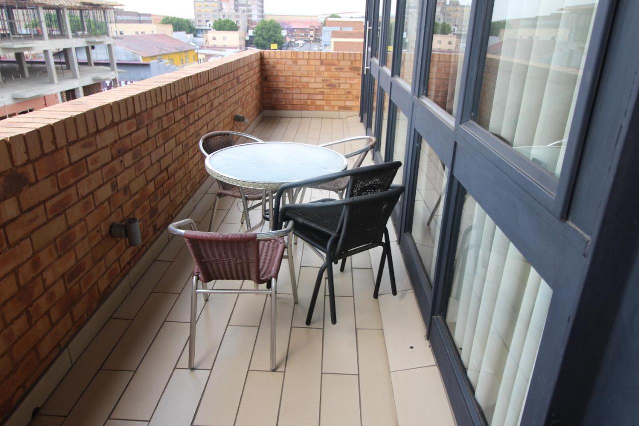 Alcazaba Lodges Johannesburgo Exterior foto