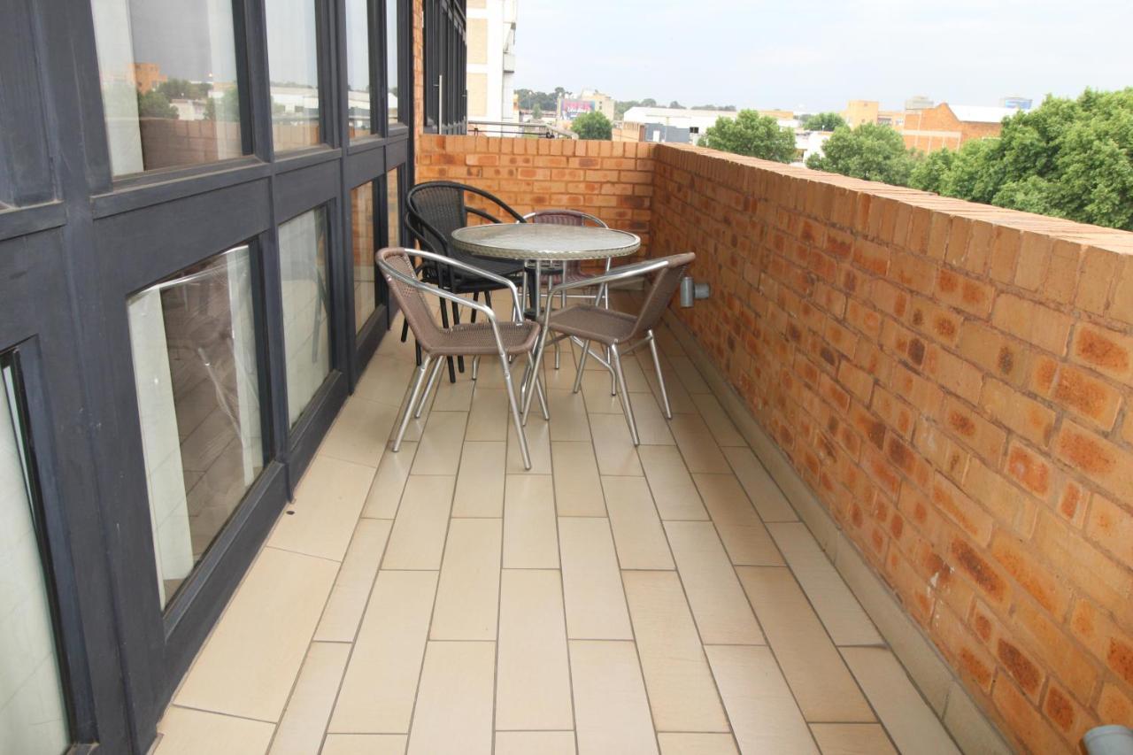 Alcazaba Lodges Johannesburgo Exterior foto